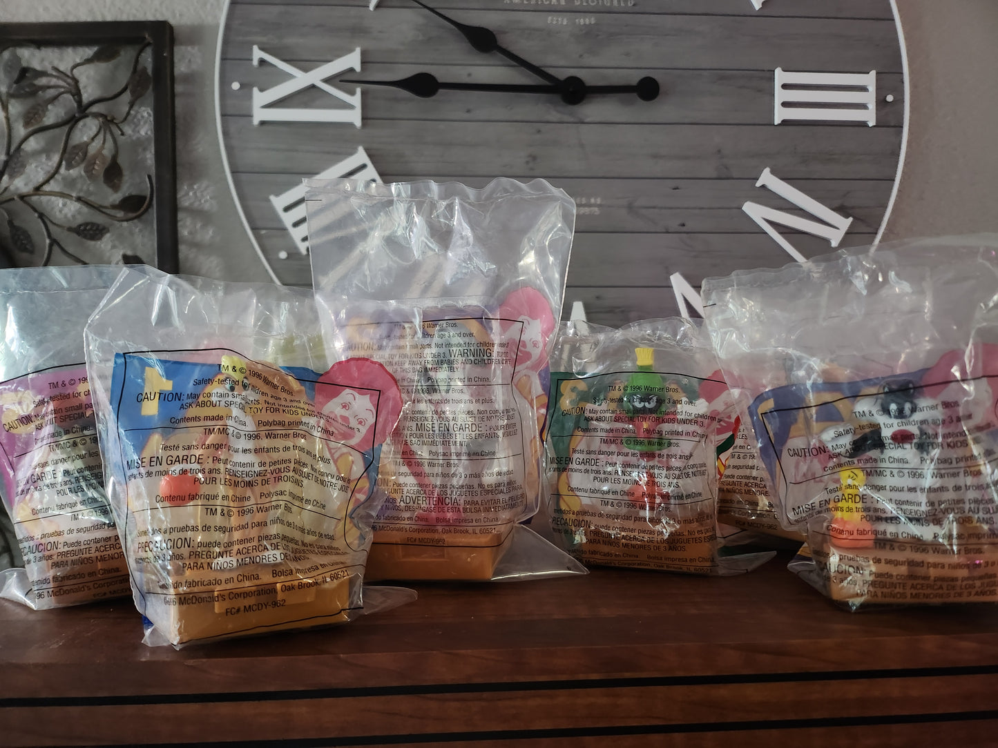 7 1996 Warner Bros Space Jam Unopened McDonald's Toys