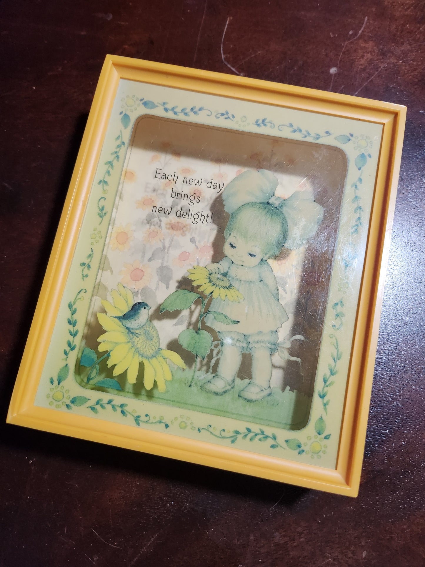 Hallmark Scene-Setter Vintage Wall Shadow Box Yellow Girl and Garden