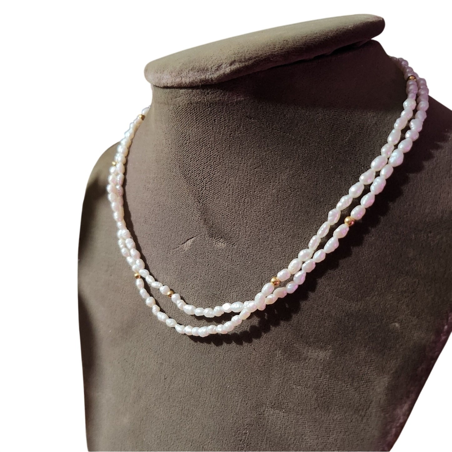 Pretty Delicate Vintage White Pearl And Gold Accent Beaded Necklace